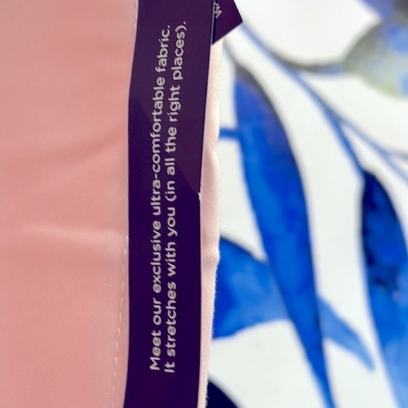 NWT Women’s White House Black Market Pink Perfect Form Contour Slim Ankle Pants - Picture 5 of 10